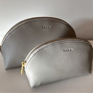 Fawn Design Gray Pebble Cosmetic Bag Set